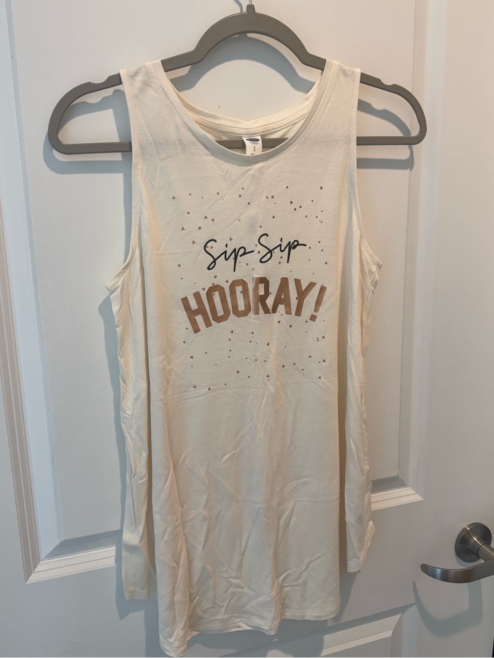 Flowy Drinks Graphic Tank Top